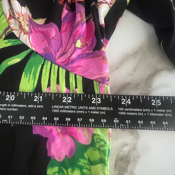 Susan Graver 1X Floral Print Tunic Top 3/4 Sleeve Black Pink Green Tropical - Picture 10 of 10